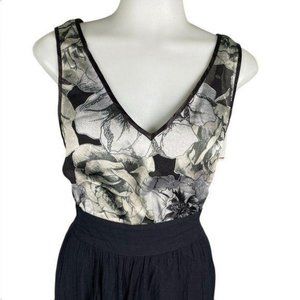 Willow & Clay Floral Sleeveless Blouse Medium NWT